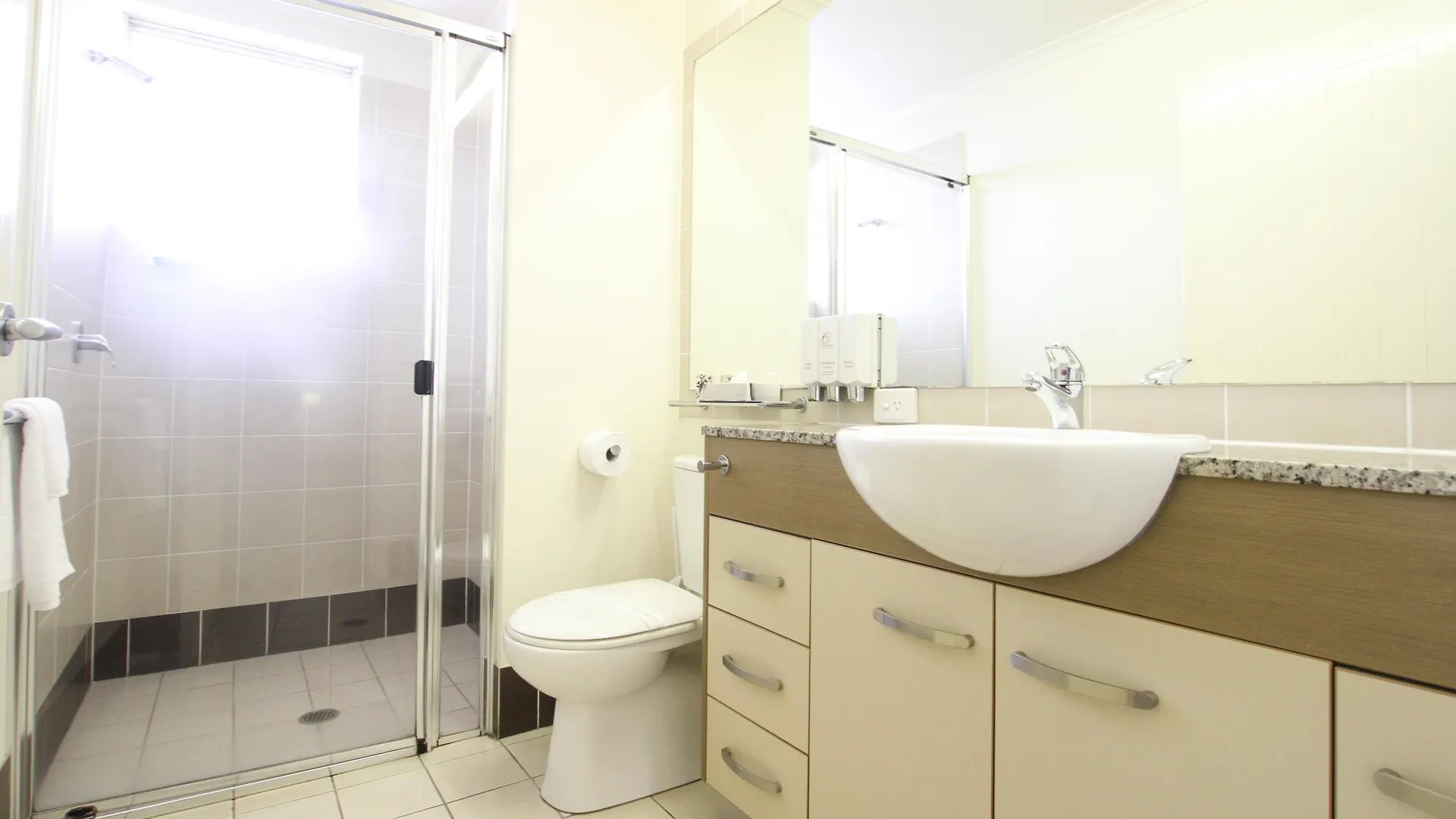 Aparthotel Caloundra Central Apartment Hotel Official