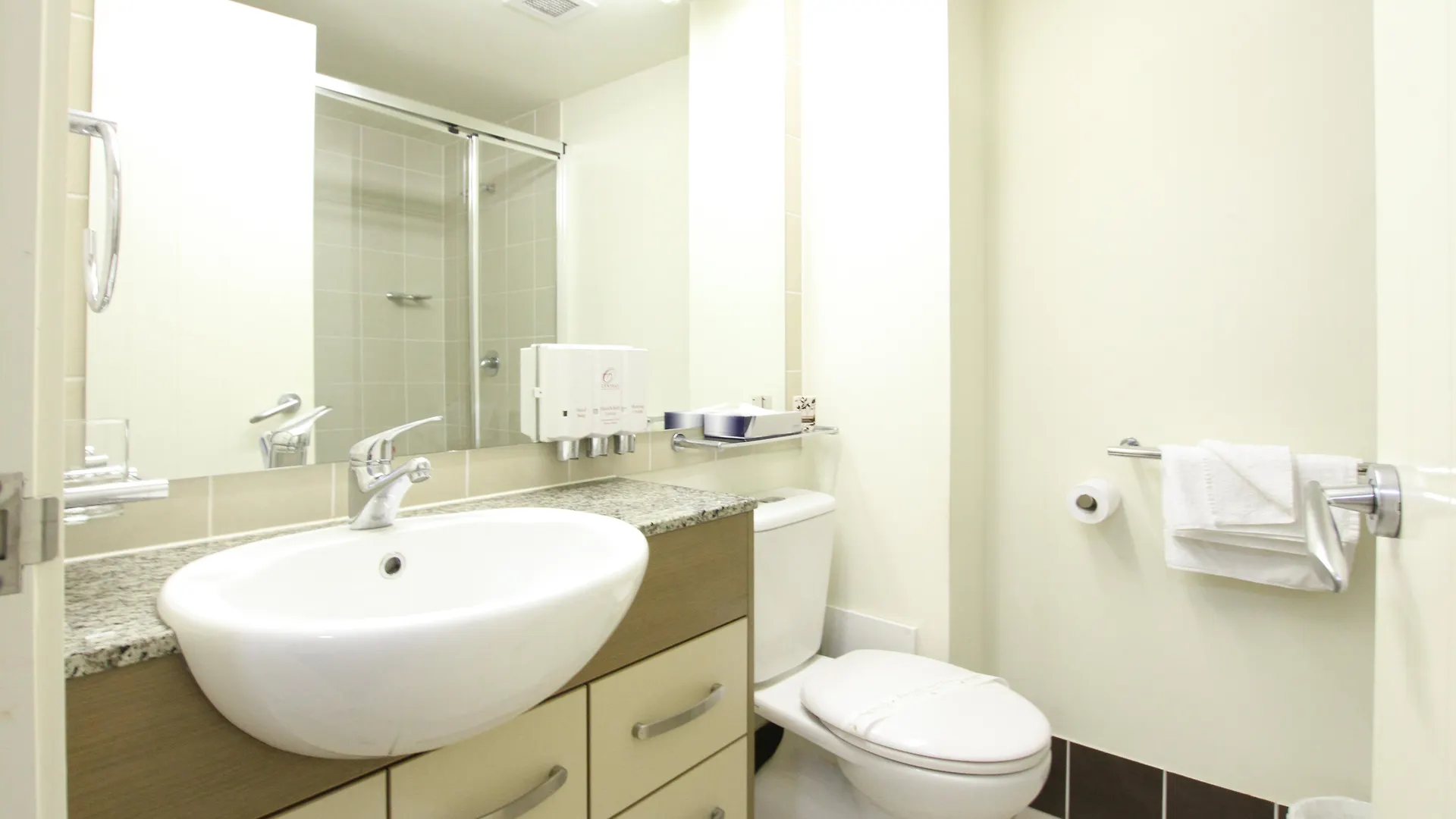 Caloundra Central Apartment Hotel Official Aparthotel