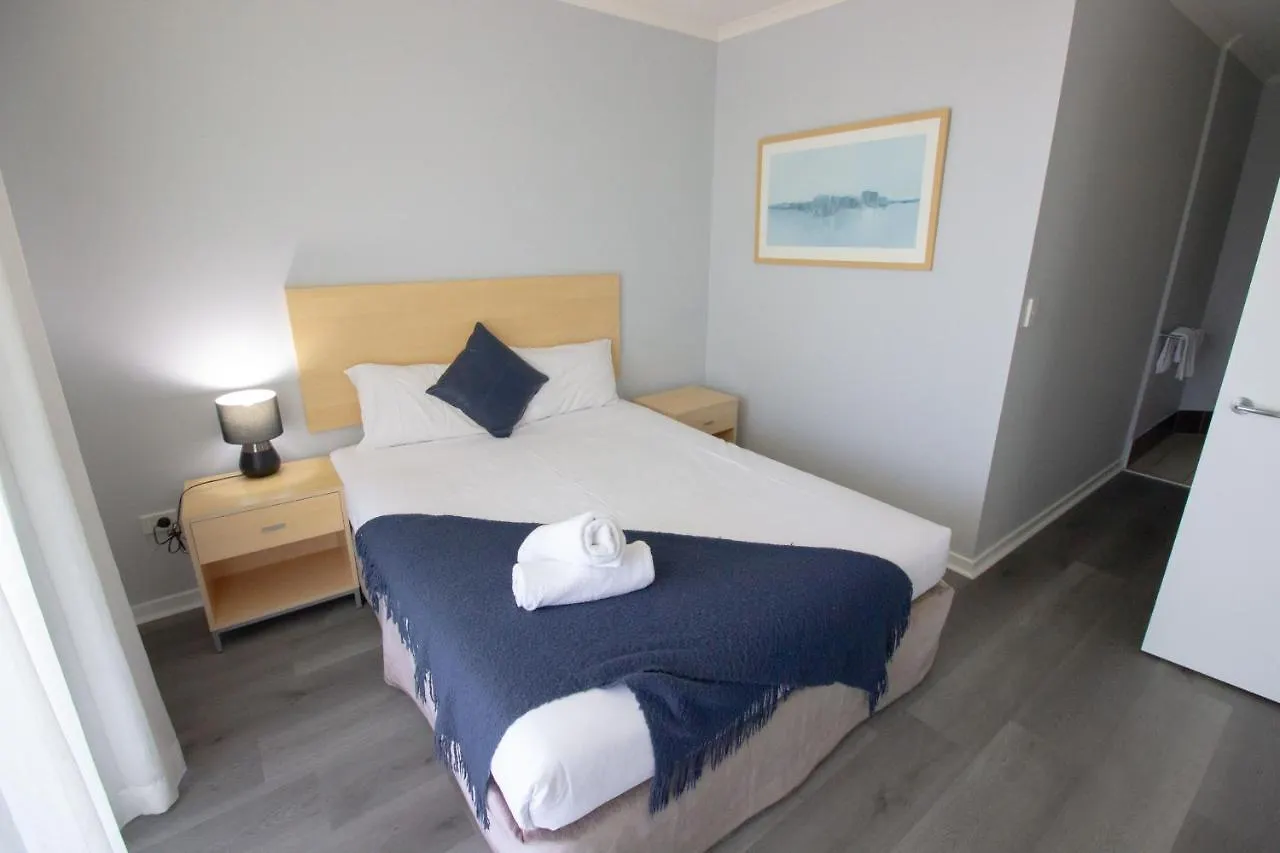 Aparthotel Caloundra Central Apartment Hotel Official