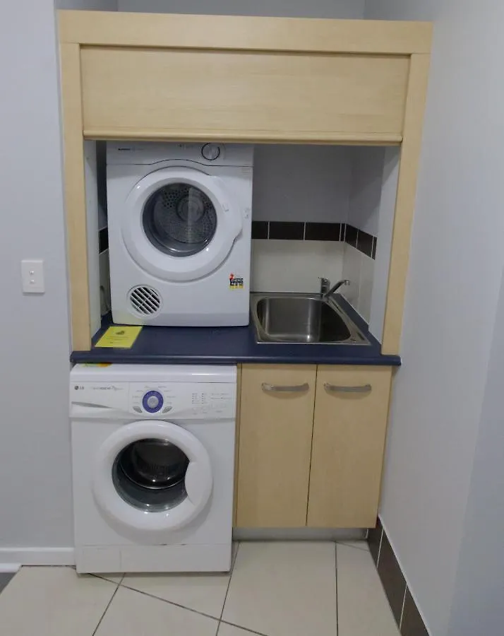 Caloundra Central Apartment Hotel Official
