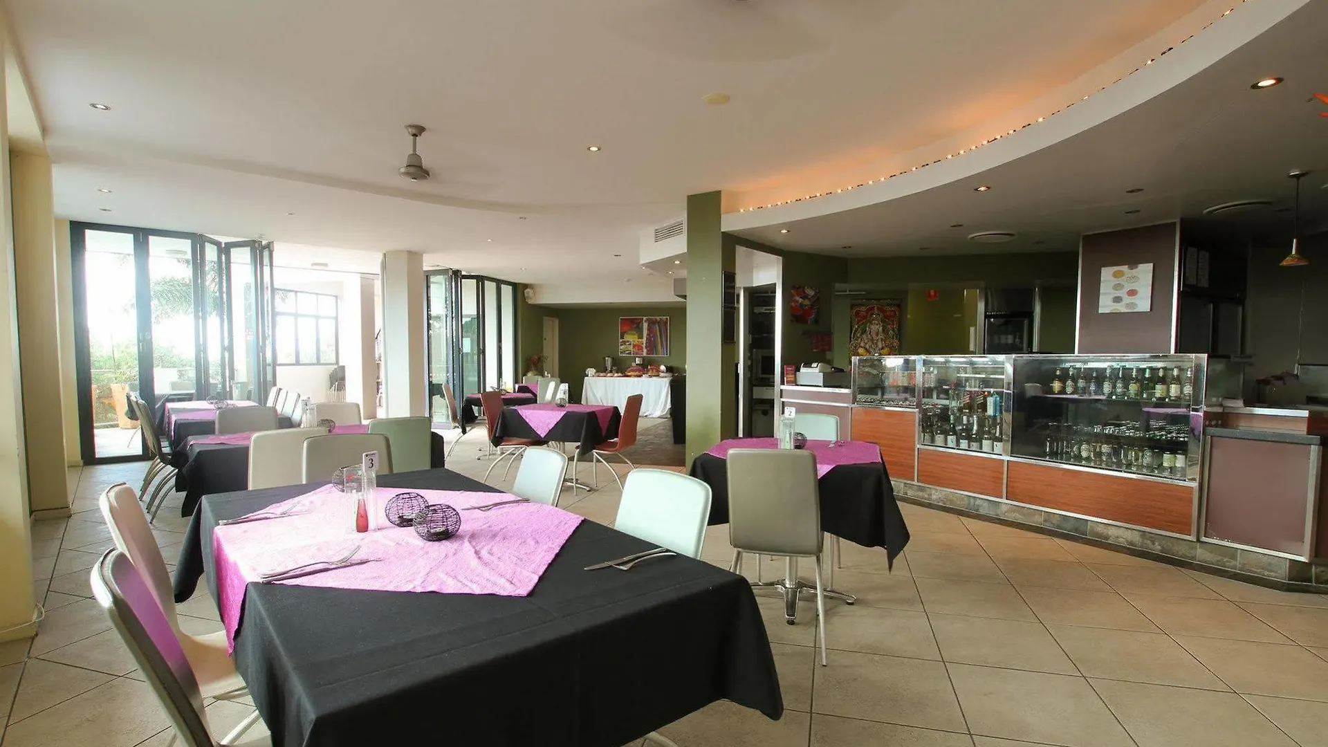 Caloundra Central Apartment Hotel Official Australia